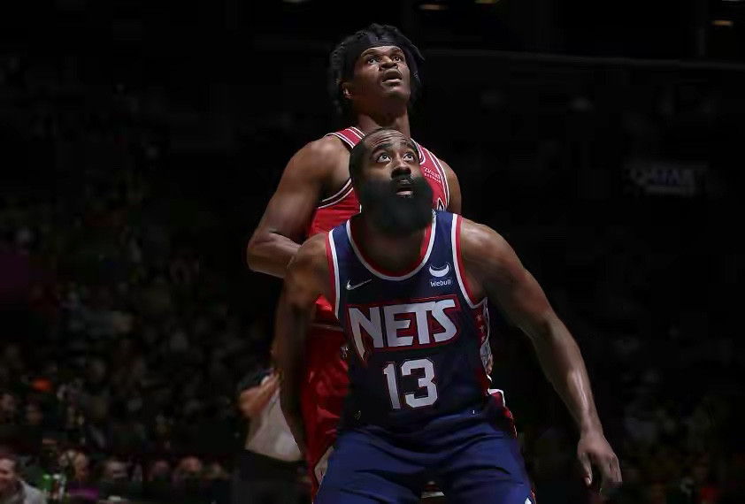  杜兰特复出砍37分篮网力克公牛  