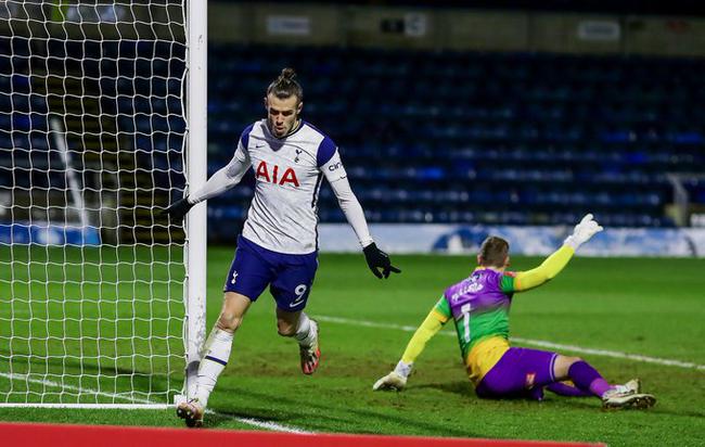  热刺新援首秀即破门，孙兴慜助攻导演逆转  